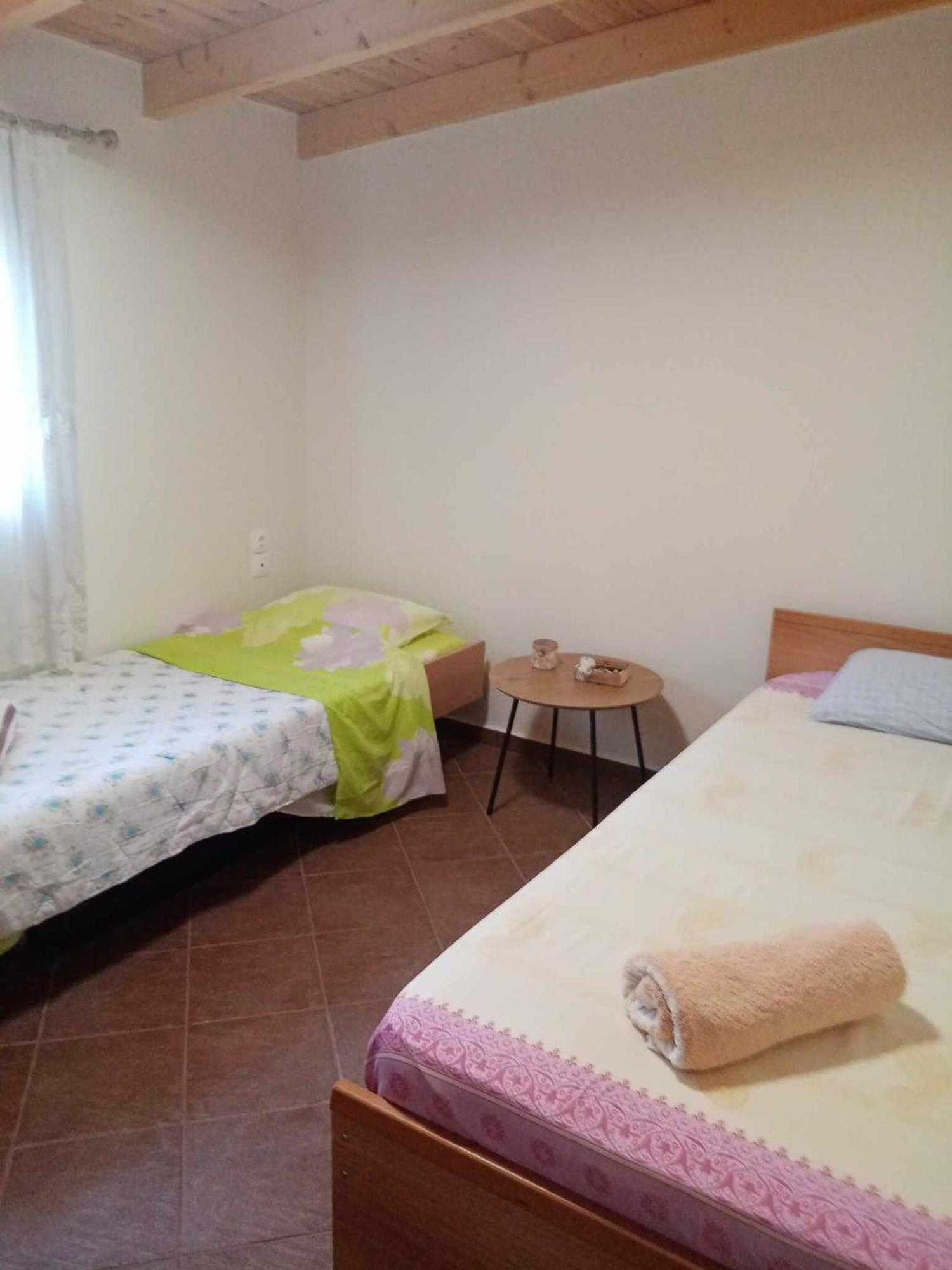 Chrysa'S House Apartment Егіо Екстер'єр фото